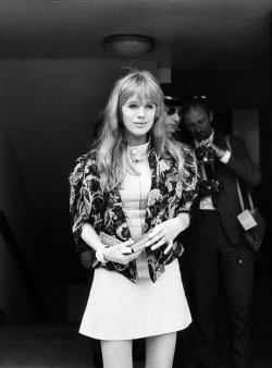 faithfullforever: Marianne Faithfull arrives