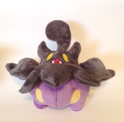 shiny pumpkaboo plush