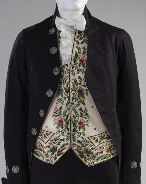 lookingbackatfashionhistory:• Man’s Court Ensemble.Place of origin: EnglandDate: 1858Medium: Vest: S