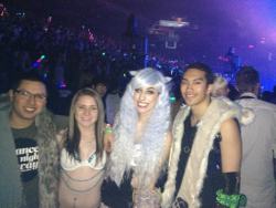 rocknrave221:  only got a picture with a few TRs :3  The only tumblr ravers I saw last night. This is cuuute.