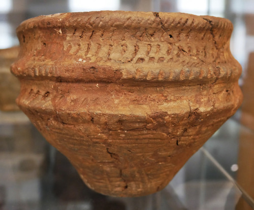 Bronze Age Vessels, Weston Museum and Art Gallery, Sheffield, 8th October 2017