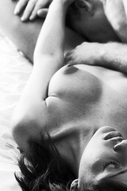 http://pornartporn.tumblr.com/post/128447575590