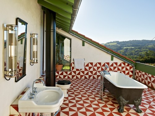subtilitas: Collectif Encore - Hourre farmhouse renovation, Labastide-Villefranche 2017. Photos