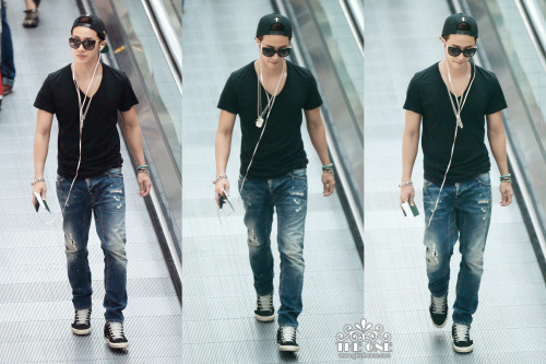 beastrising:  the one | do not edit  