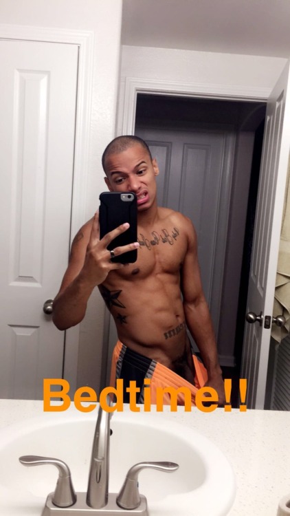 stephanjamesxxx:  Make sure you’re following me on IG so you don’t miss you 😘😘😘😘