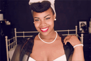 iridessence:  Lookin’ cute as a brown button. INSTAGRAM: iridessence 