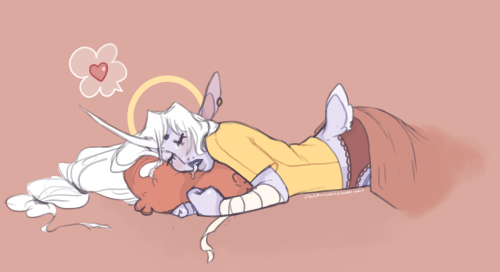 thefallenstarchild: ~ Even supports need to sleep ~ (I don’t sleep well so I draw my muse snoozing.)