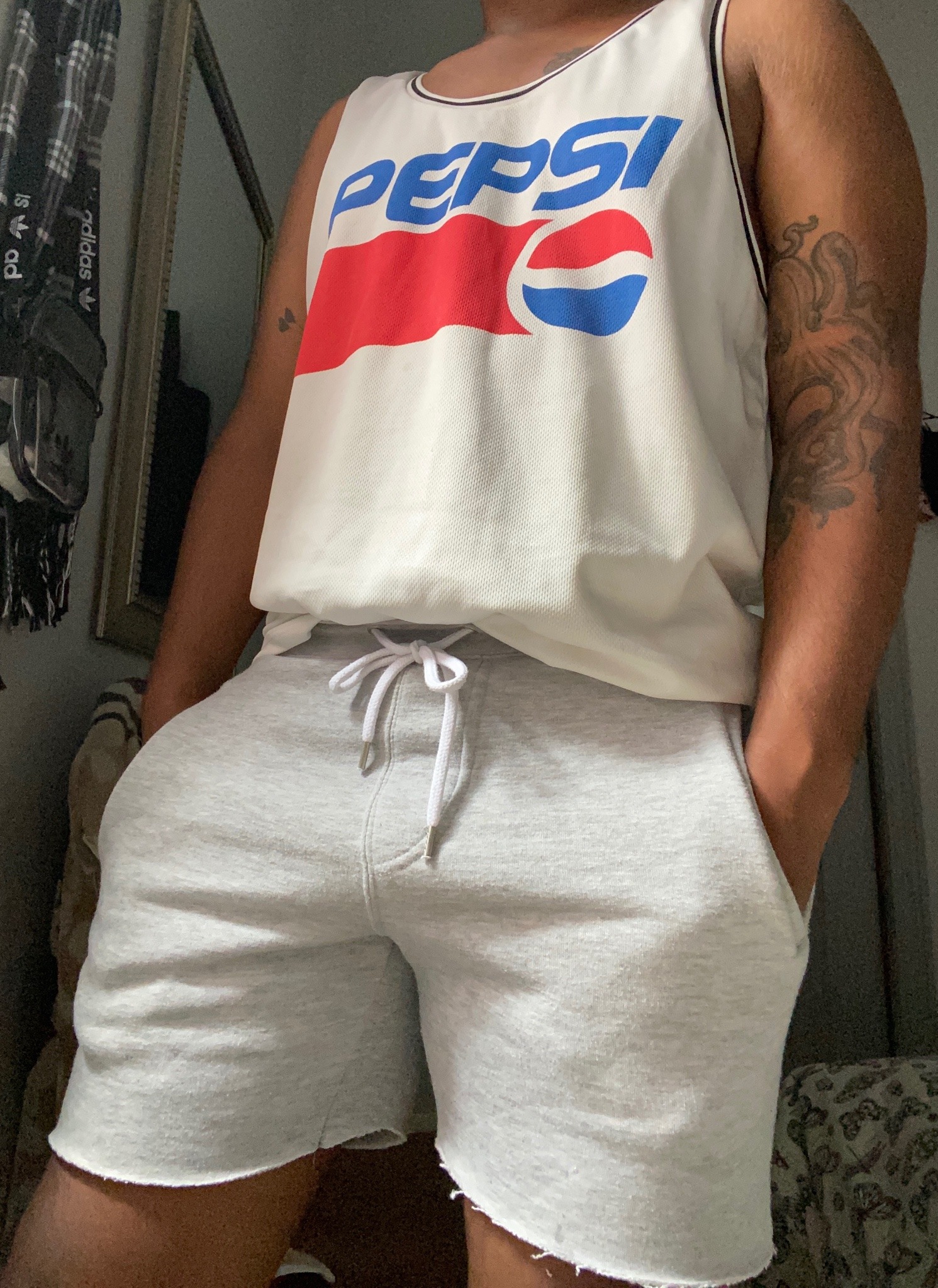 trickst3r-deactivated20221007:front vs back