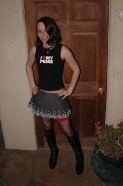 crossdressing-habit:  cd photos-http://crossdressing-habit.tumblr.com/