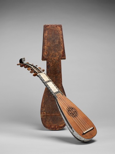 met-musical-instruments:  Mandolino, Musical Instruments Purchase, Amati Gifts, 2008 Metropolitan Mu