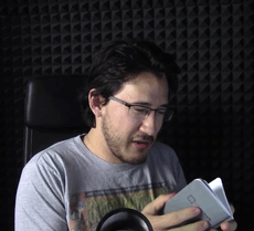 mustachemarkiplier:  Whether he’s sick, sad, excited or happy, Mark always finds