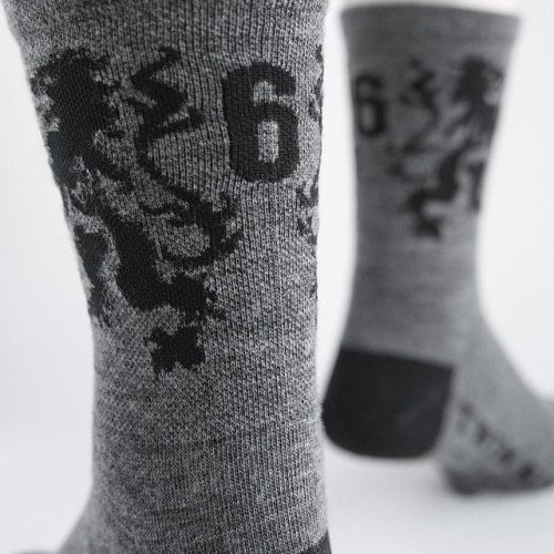 t6ryan:The Brew Pub sock, now available in USA-made soft merino wool. Perfect for long winter rides,