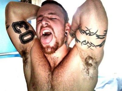 brettw114:  Lick lick lick