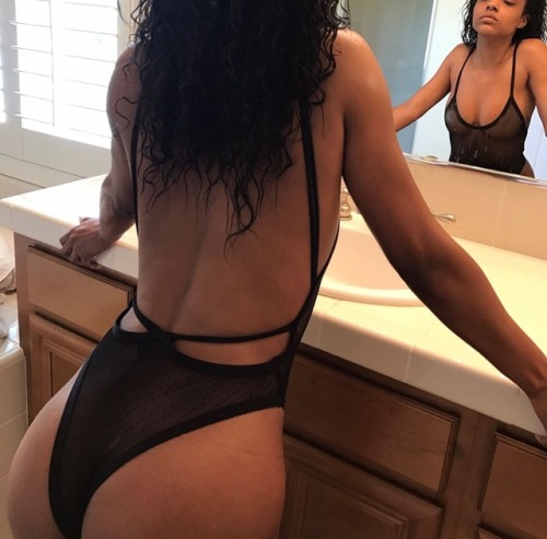 yeezys-girl:  yeezys-girl