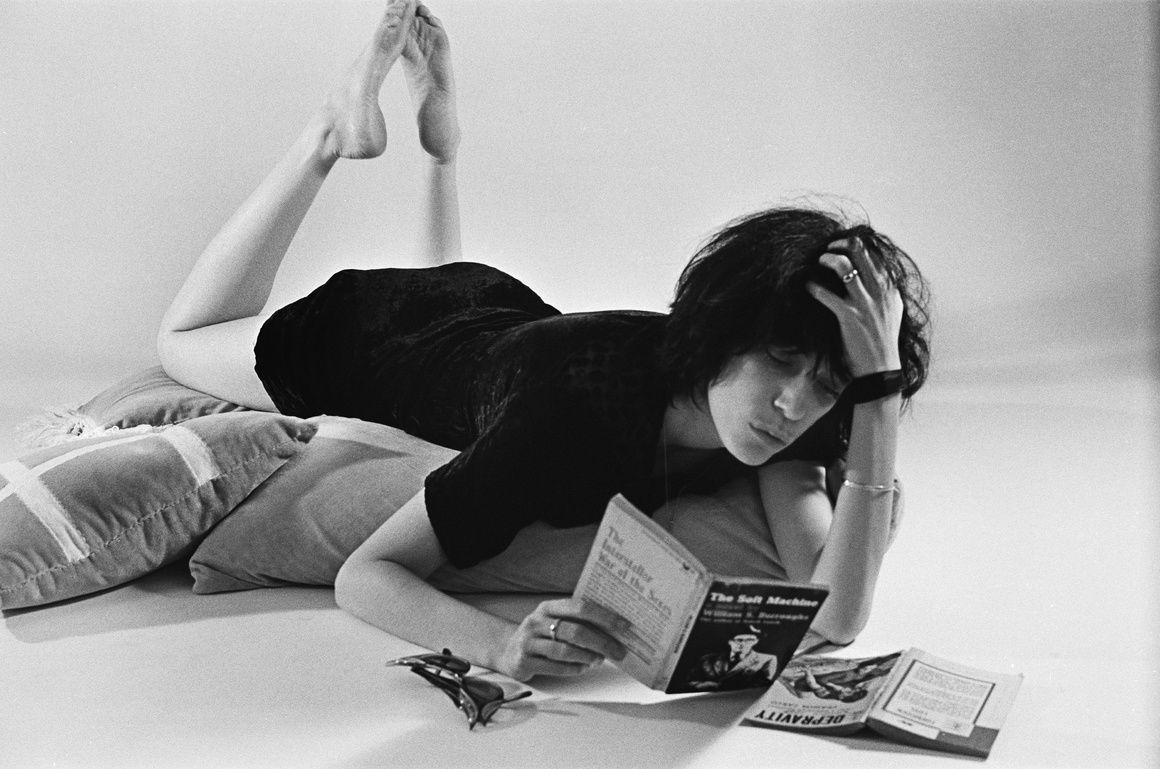 pattismithandrobertmapplethorpe:Patti Smith L.A 1974, by Michael Obs