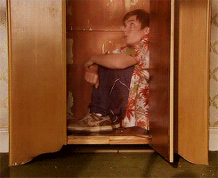 effstonem-:  Running over the same old ground, what have we found? The same old fear.. Wish