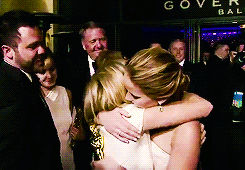 thisisnotmyfairytaleendingg:  Jennifer Lawrence swarmed by family after her Oscar