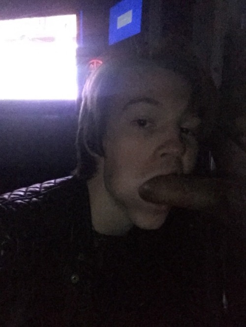 sfmaster:  Everyone is freaking out that the last post reached 500 haha.Here’s the faggot as I promised.Make this reach 2500 notes and I’ll post a video of him.