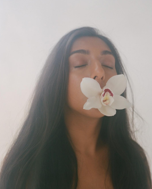 rupi kaur // mother of ‘milk and honey’ and ‘the sun and her flowers’ /
