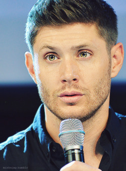 mishnjay:  Jensen at JIBcon 2014 [x] 