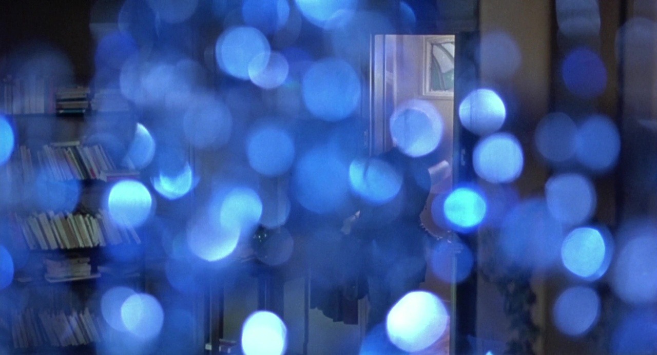 cineasc: Trois couleurs: Bleu  (1993)  Krzysztof Kieslowski  