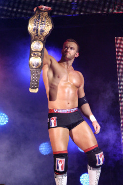 fishbulbsuplex:  TNA World Heavyweight Champion