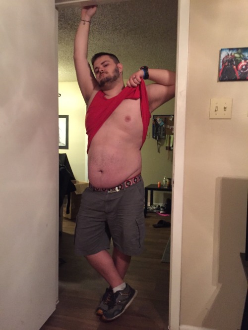dexterbear97:Photo strip tease pt1 ( front side )