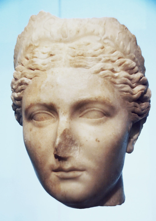myglyptothek:Empress Sabina, wife of Hadrian. Probably from Asia Minor. C. 130-140 AD. Marble. Staat
