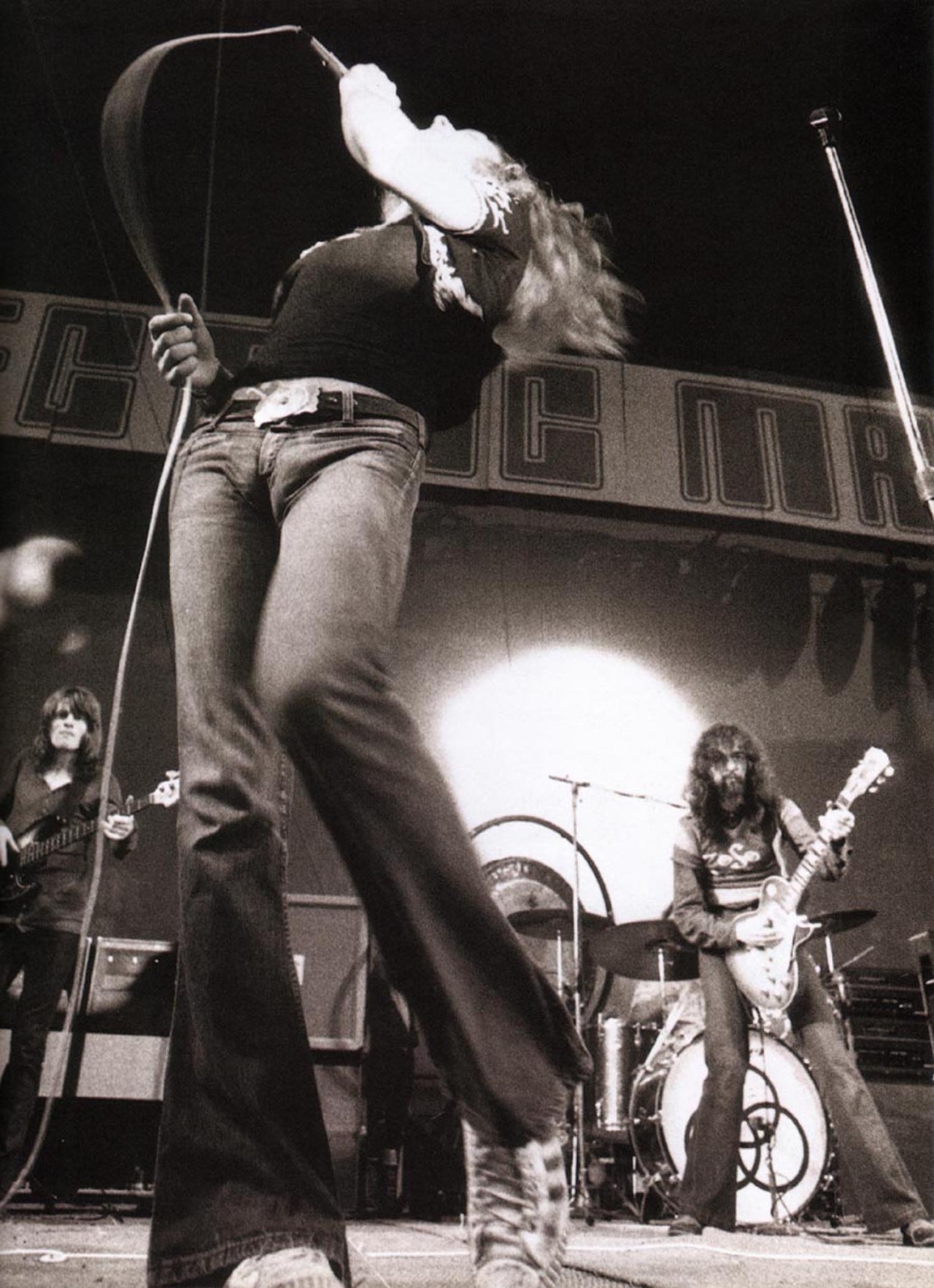1971: Classic Rock's Classic Year — Led Zeppelin at the Electric