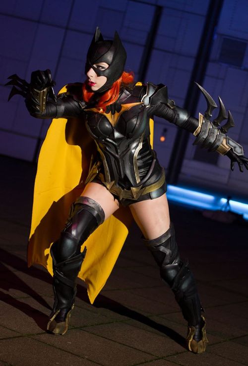 cosplayandgeekstuff:    Cyehra Cosplay (Germany) as Batgirl. Photos:  ©2015-2016 Cyehra Cosplay   