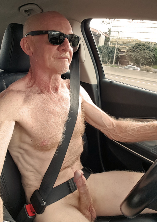 rodbatman:  hotdadsandgrandpas:  #jaybee1959 out and about  Mmmmm
