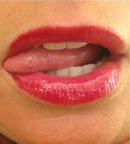 whispeybisquit:  Mouth Action! X