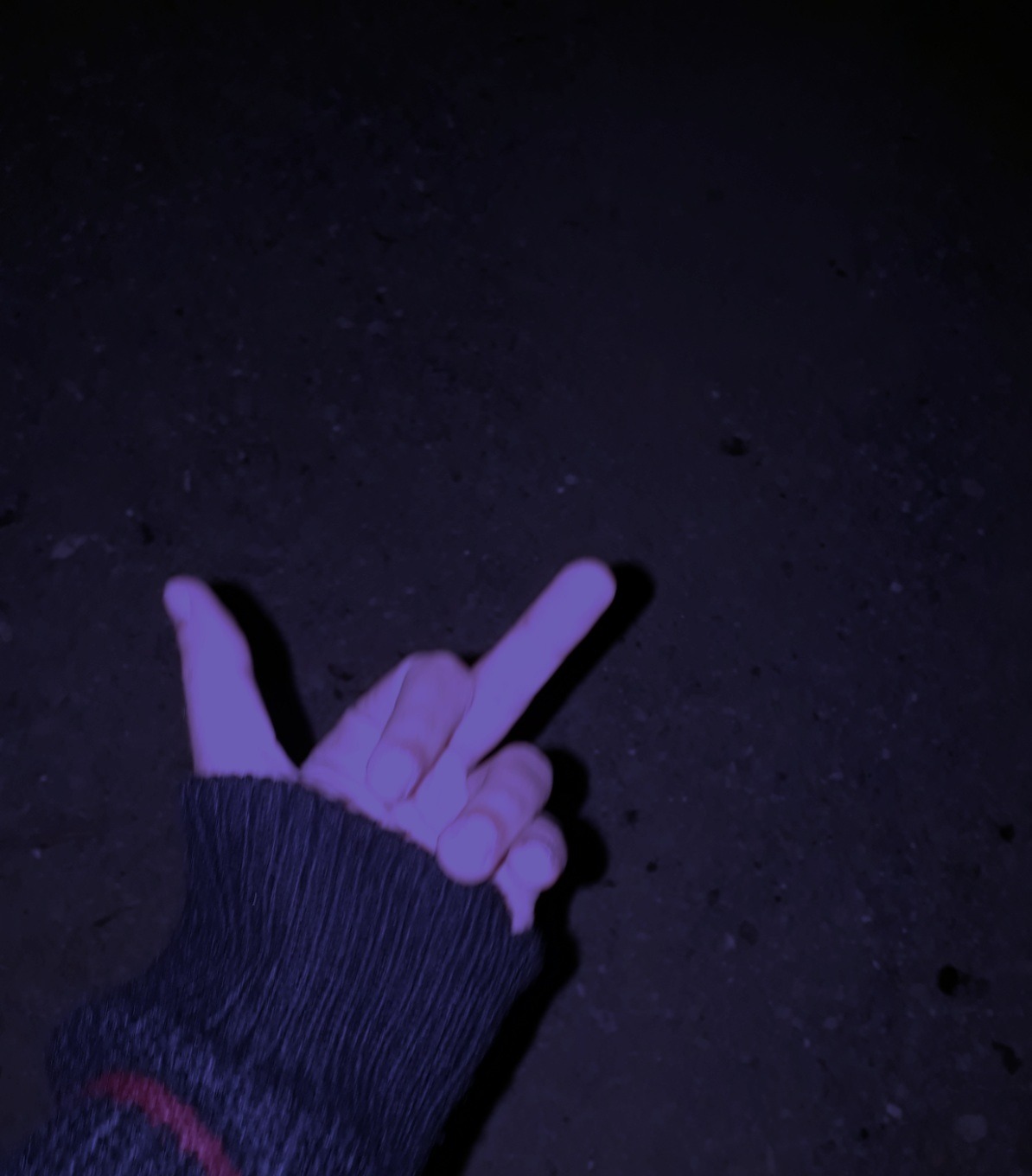 Featured image of post Middle Finger Aesthetic Tumblr