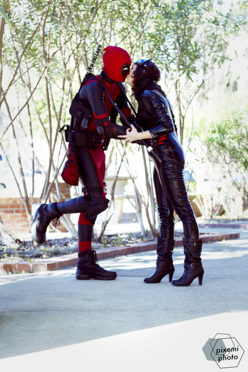 Catwoman and DeadpoolSwampCon 2016Photographer: pixemiphoto(see the full set on facebook)