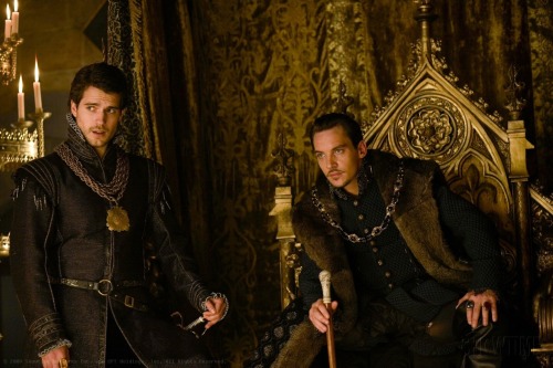 Yo ya amaba a Henry Cavill en The Tudors,  pues resulta que ahora es el nuevo Superman…