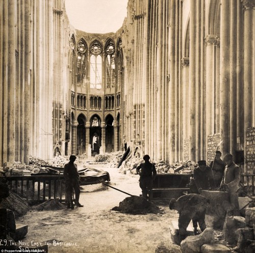 jasta11: Two french guards and some civilian builders at the remains of the Basilique of Saint-Quent