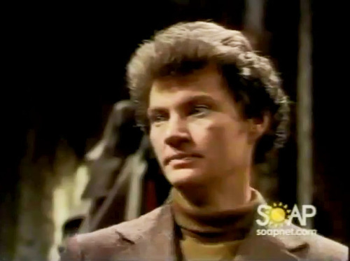 ANDY ROBINSON As Frank Ryan In RYAN'S HOPE - S1.E413 (1977)