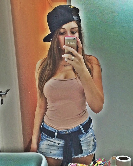 B I T C H