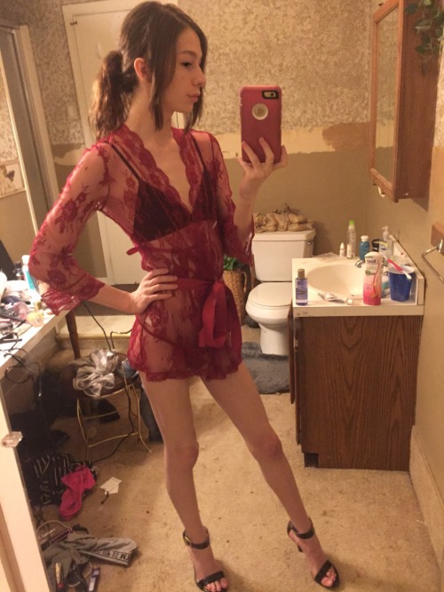 Porn kitty-lynn:Thank you so much whoever sent photos