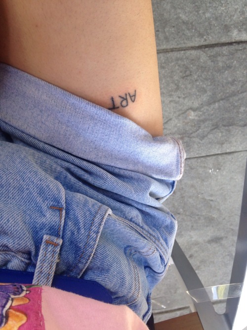 goghplnt:  I love this tattoo 