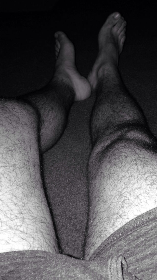 fresszzhh:  For those who request it feet ☺️