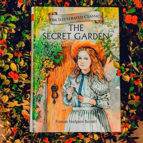 ♡Book: The Secret Garden♡Author: Frances Hodgson Burnett♡Review: This Book Is An Illustrated Version