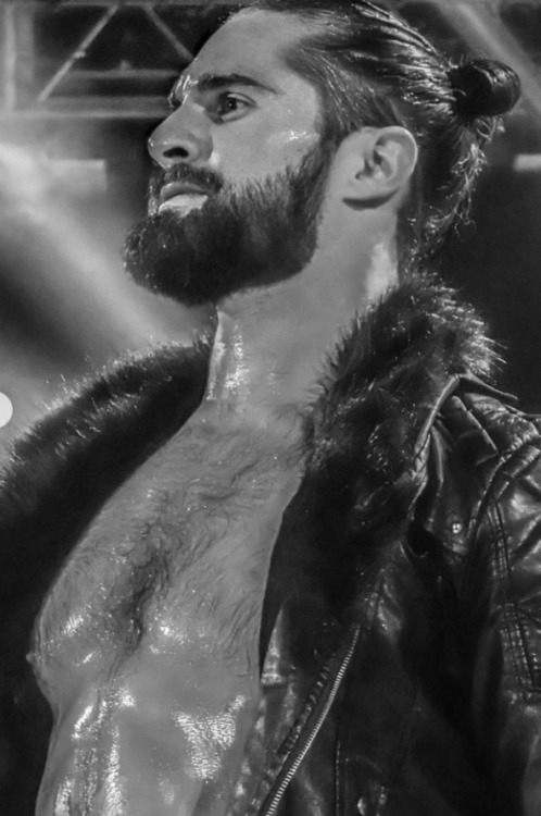 Porn heisokay:Seth Rollins   Sweat! photos