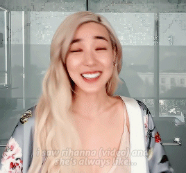 tipannies:the cutest and funniest intro for vogue beauty routine