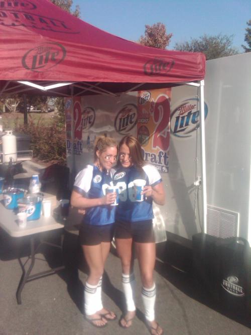 soulsisitsme: exhibitionistssluts4:   smalltownsluts: Kelly Abatta  Columbia SC This Miller light girl knows how to really make a sale and goes the…Extra mile for just a few dollars more! Use this whore for your pleasure, and please comment and reblog