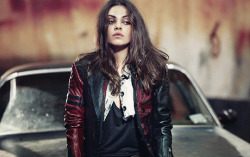 thehotgrls:  airmanisr:  Mila Kunis  So sexy