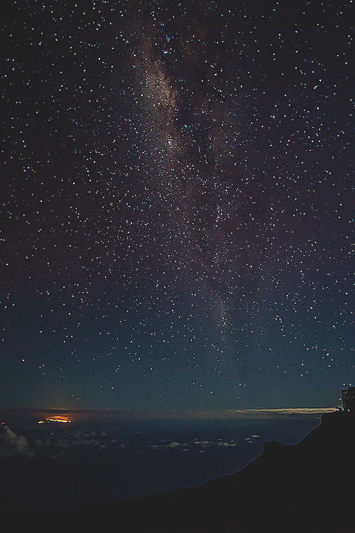 visualechoess:  Above the clouds - by: Massimiliano Pardini
