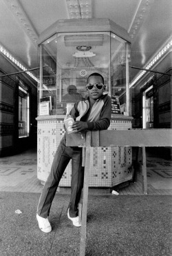 losetheboyfriend:  &ldquo;A Boy in front of The Loews 125th St. Movie Theatre, Harlem, NY&rdquo;; captured by Dawoud Bey (1976)