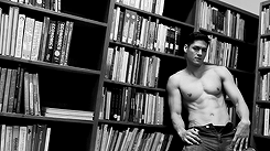 siliconesaline:  Hideo Muraoka for CosmoPH