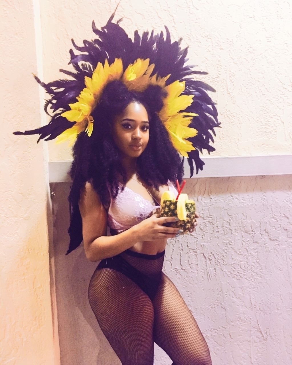 cakesxpeachesxracksx:  😍😍😍😍😍😍😍😍Caribbean carnival gals🏆💜💚💙😈💛❤️💜🏆